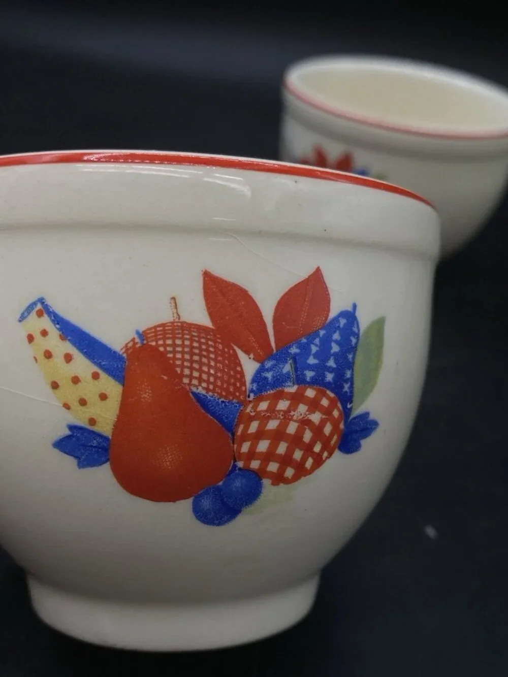 2 Universal Potteries Calico Fruit Pattern Custard Dessert Cup Vintage READ